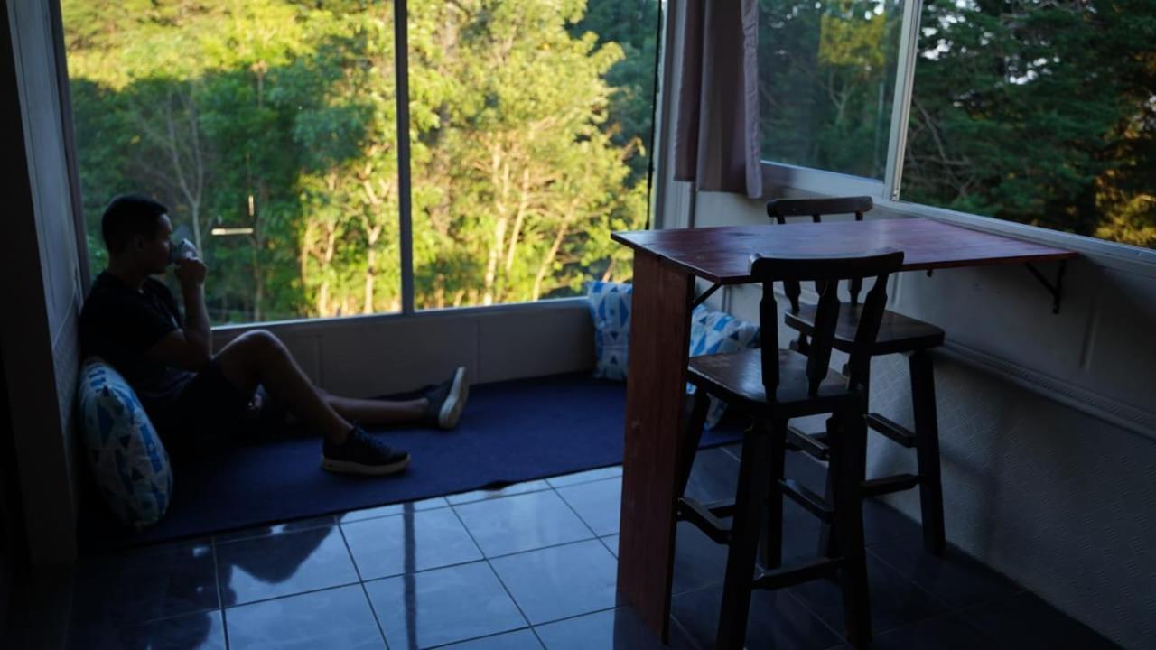 Epimoni Appartement Poas Buitenkant foto