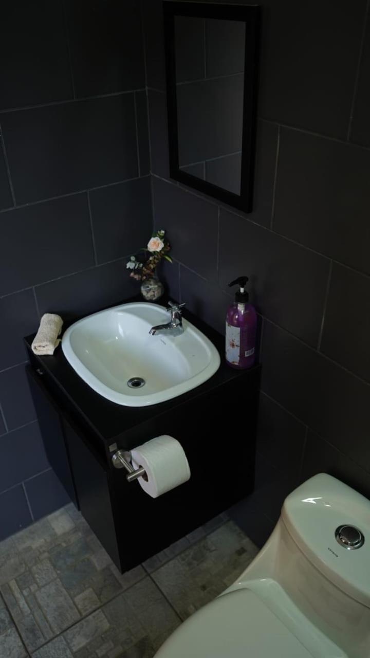 Epimoni Appartement Poas Buitenkant foto